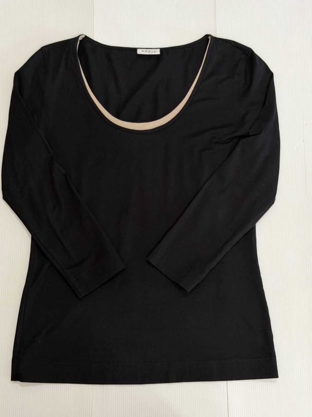 Akris Punto Black Scoop Neck 3/4 Sleeve Top Trim Detail Size US 6 - Picture 10 of 10